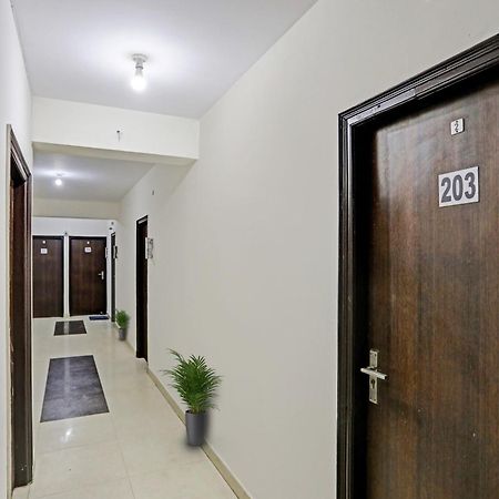 Hotel O Kalkaji Delhi Нью-Делі Екстер'єр фото